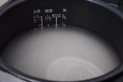 換了智能電表 網(wǎng)友直呼再不努力電費都交不起了